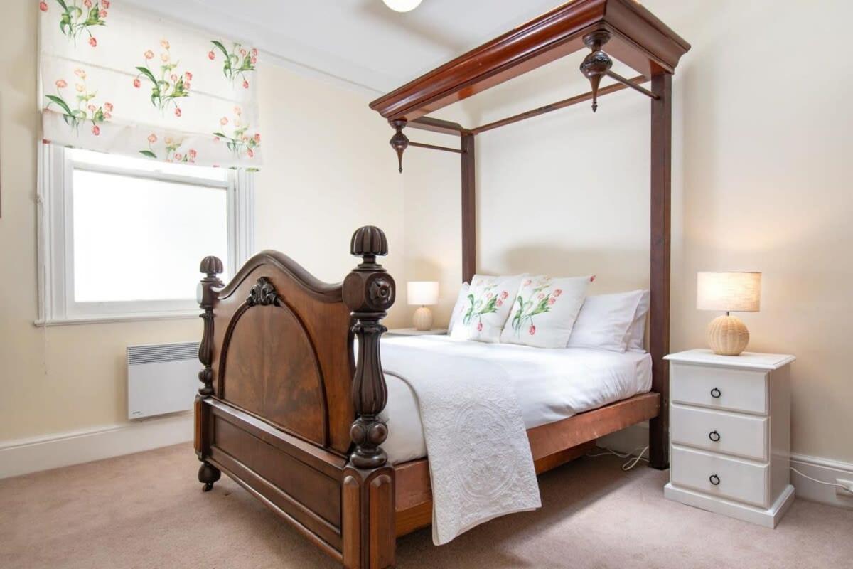 Charming On Charles Villa Launceston Eksteriør bilde