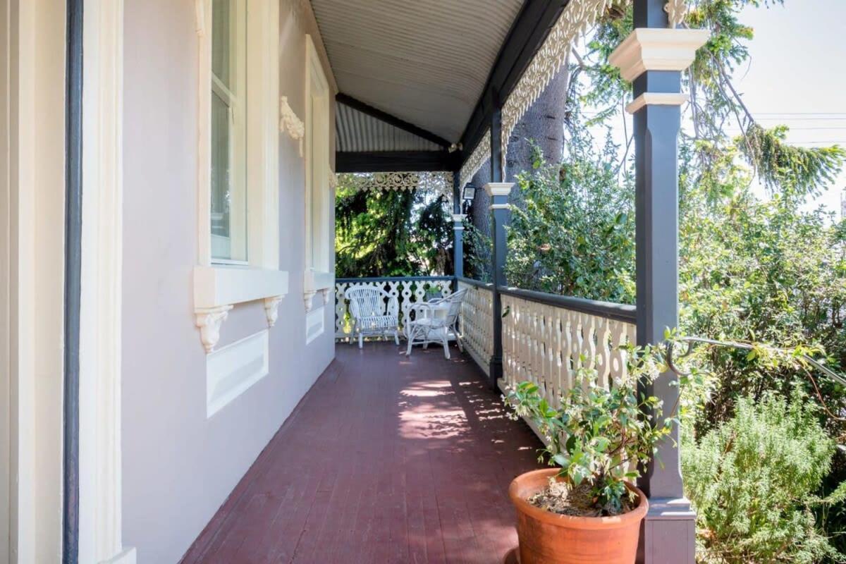 Charming On Charles Villa Launceston Eksteriør bilde